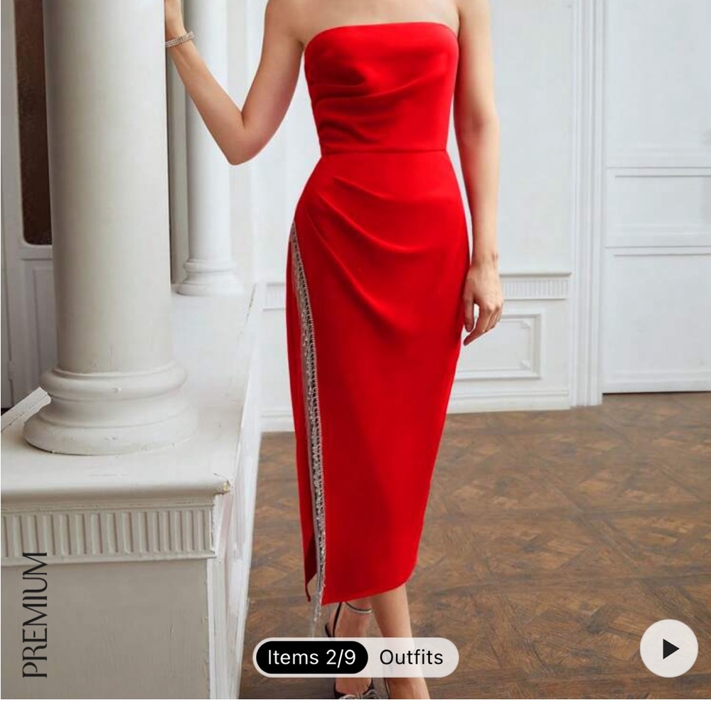 Chic Strapless Red Dress